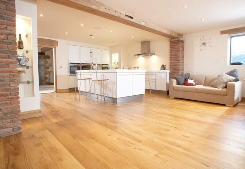 wooden-floorig-open-plan