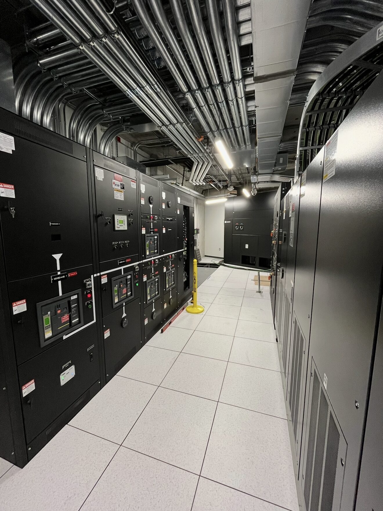 Pinned Access Flooring in Canada by Skyline Solutions